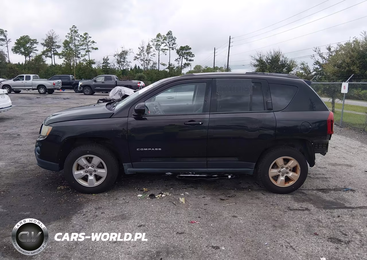 2016 Jeep Compass Latitude VIN:1C4NJCEB9GD651452 - 14