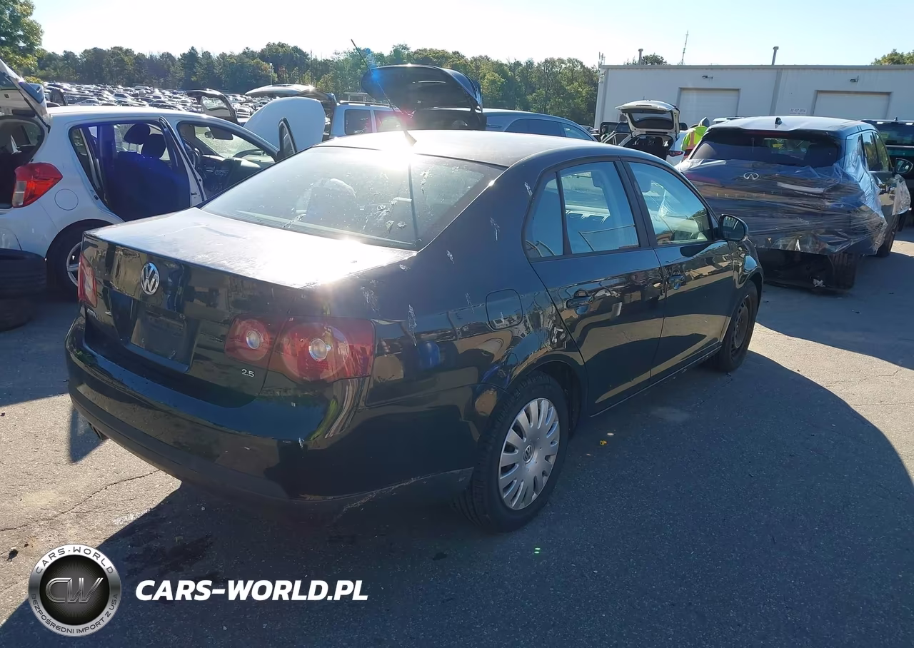 2008 Volkswagen Jetta S VIN:3VWJM71K78M197563 - 4