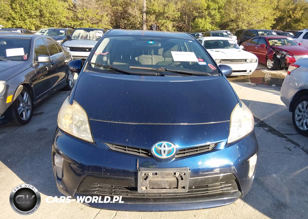 2015 Toyota Prius Two VIN:JTDKN3DU8F1954572 - 12