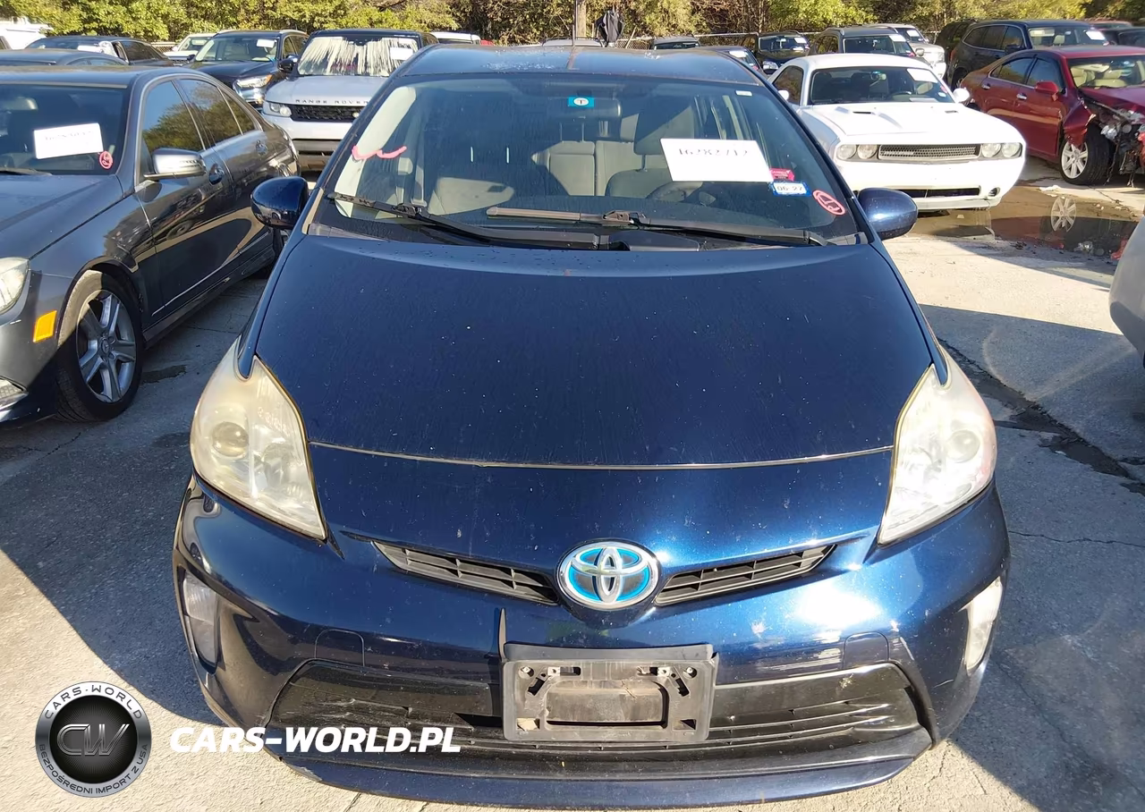 2015 Toyota Prius Two VIN:JTDKN3DU8F1954572 - 6