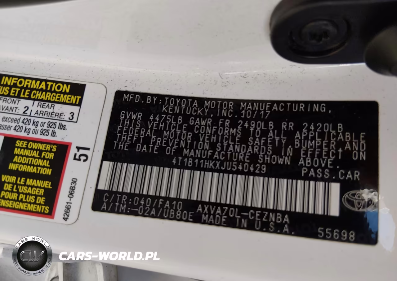 2018 Toyota Camry Le VIN:4T1B11HKXJU540429 - 9
