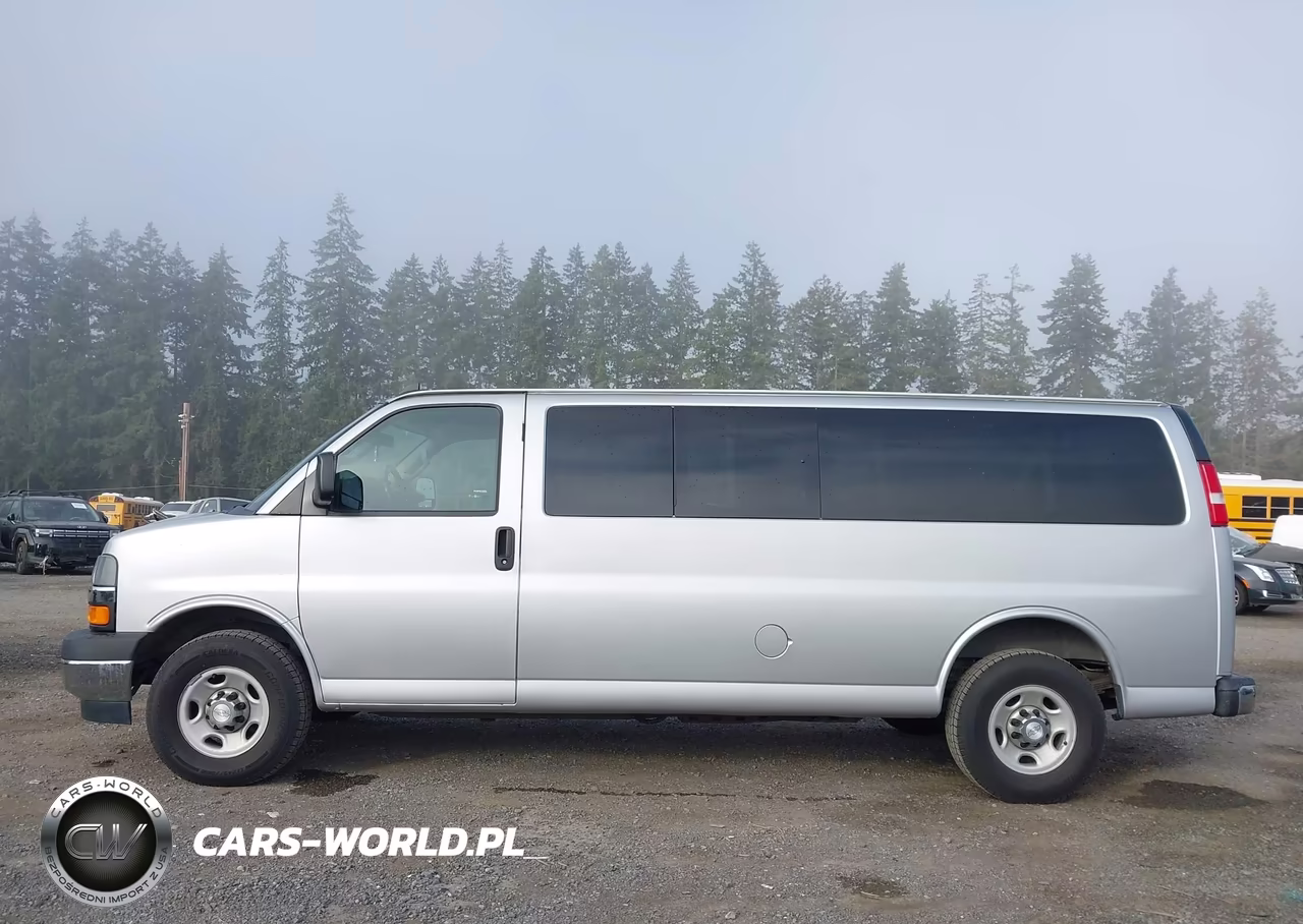 2017 Chevrolet Express 3500 Lt VIN:1GAZGPFG1H1109775 - 14