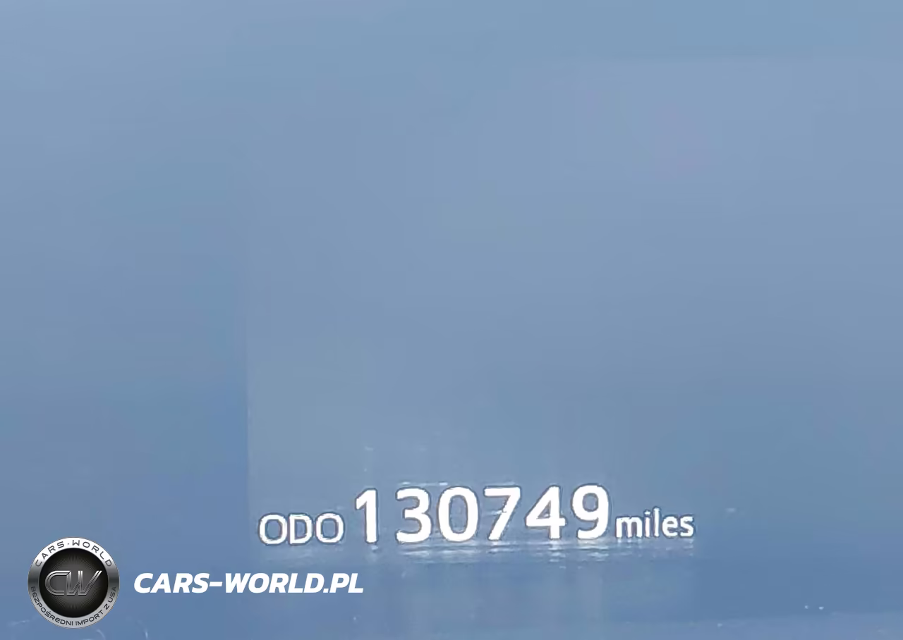 2020 Toyota Prius Le Awd-E VIN:JTDL9RFUXL3014461 - 15