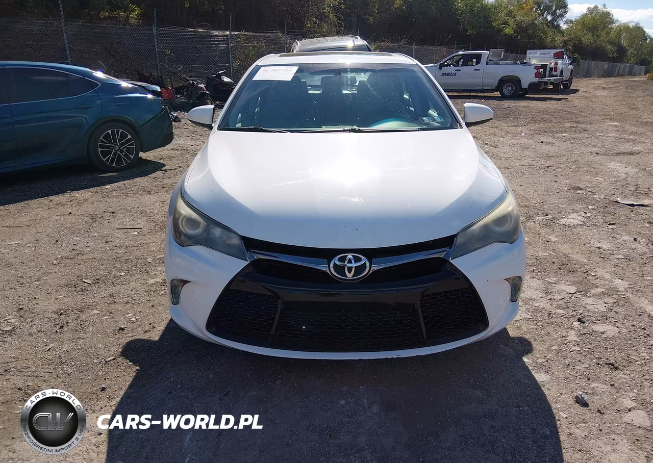 2016 Toyota Camry Xse VIN:4T1BF1FK2GU543497 - 12