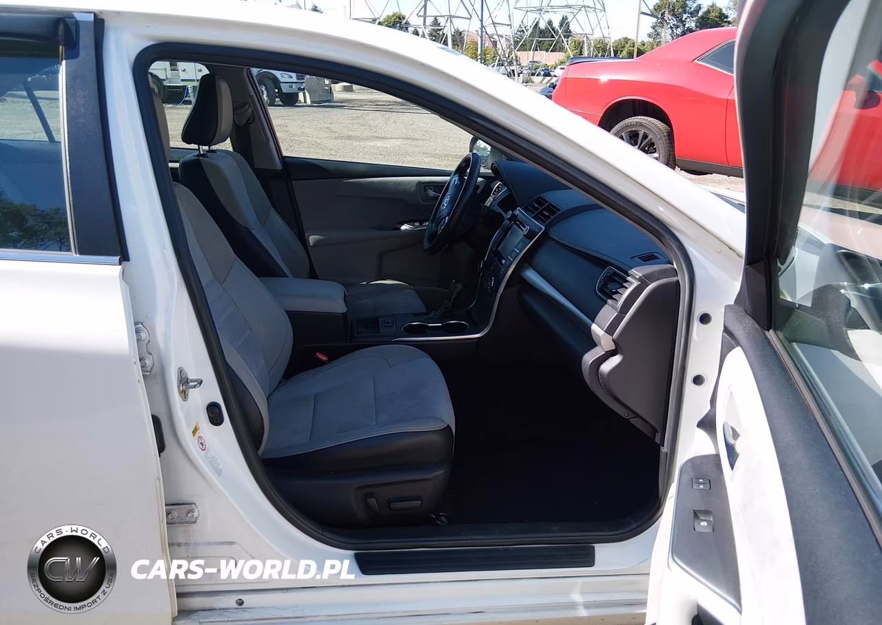 2016 Toyota Camry Xse VIN:4T1BF1FK2GU543497 - 5