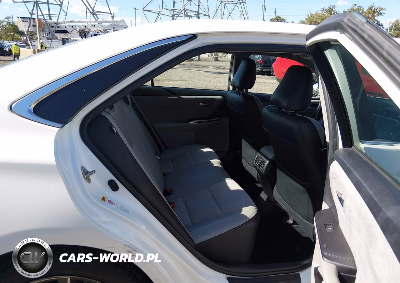 2016 Toyota Camry Xse VIN:4T1BF1FK2GU543497 - 8