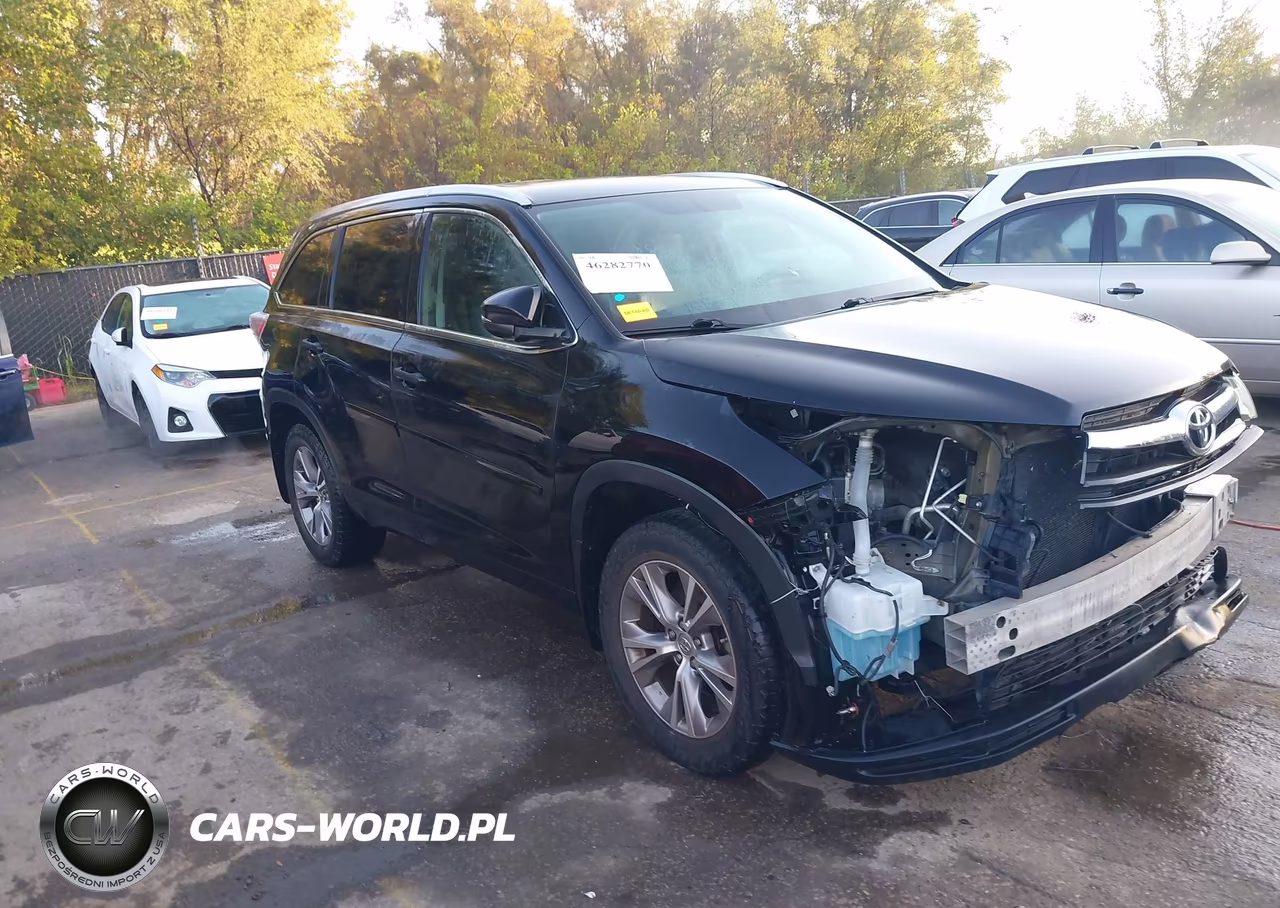 2015 Toyota Highlander Xle V6 – zdjęcie 1 z 18