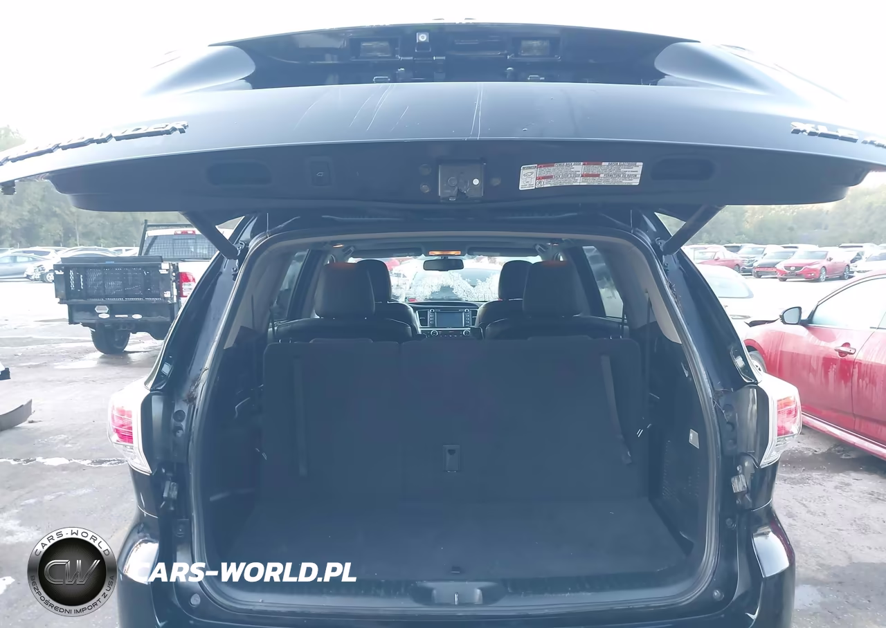 2015 Toyota Highlander Xle V6 VIN:5TDJKRFH8FS184156 - 17