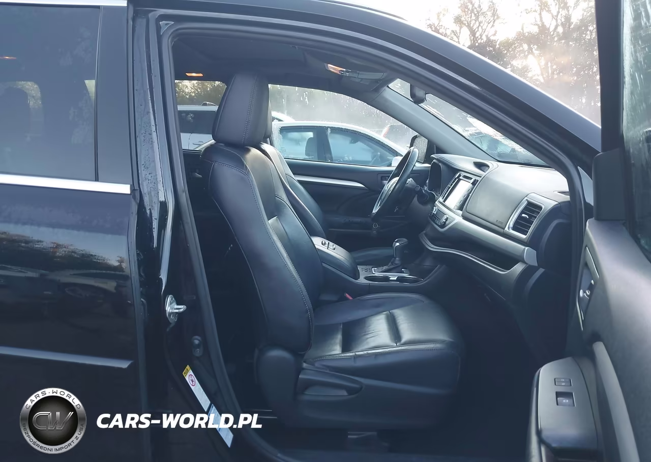 2015 Toyota Highlander Xle V6 VIN:5TDJKRFH8FS184156 - 5