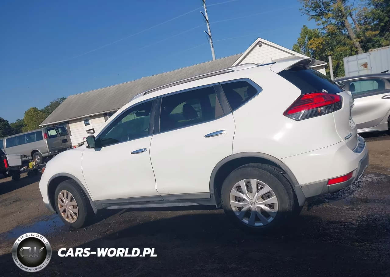 2017 Nissan Rogue S VIN:KNMAT2MV4HP590851 - 14