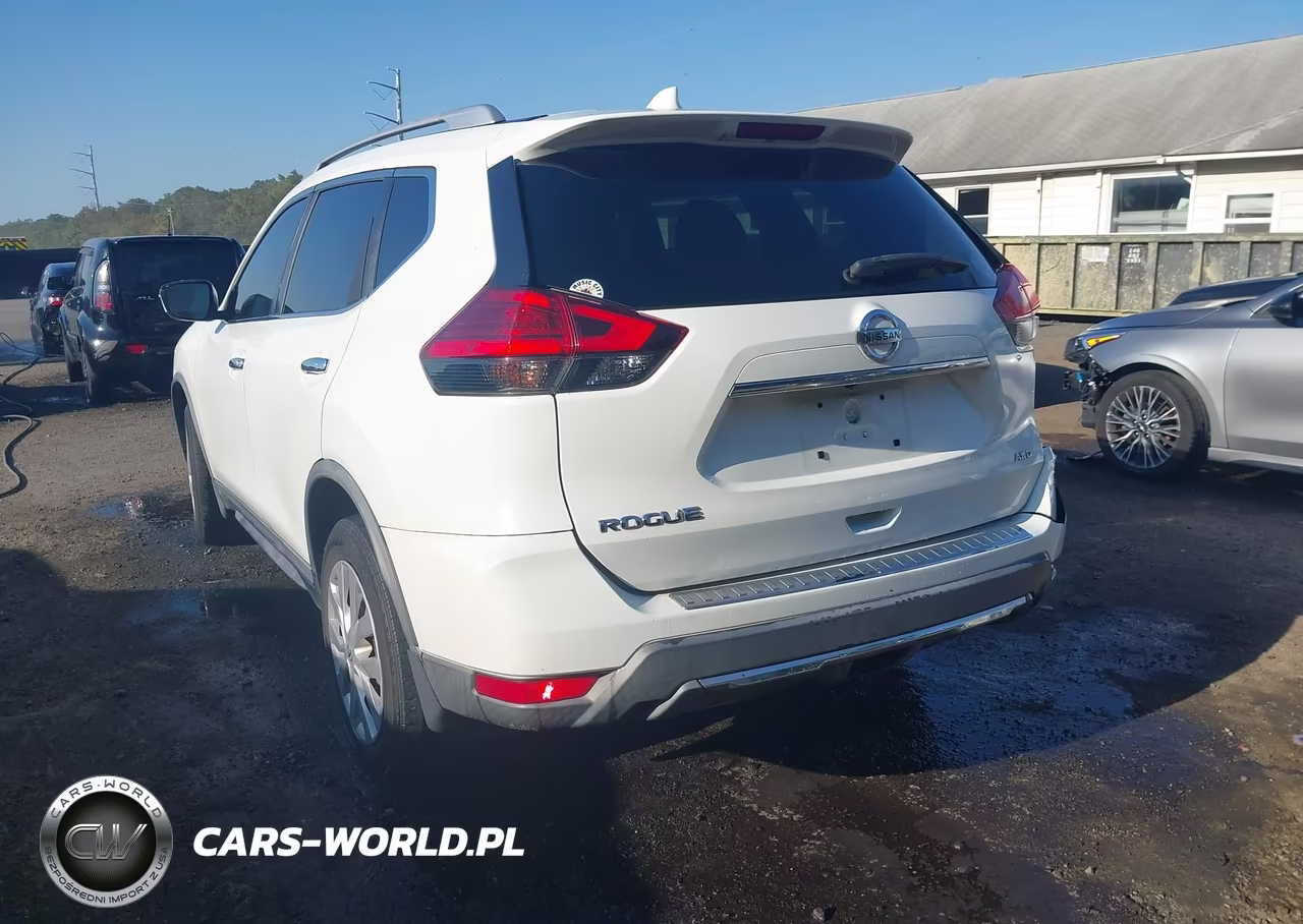2017 Nissan Rogue S VIN:KNMAT2MV4HP590851 - 3