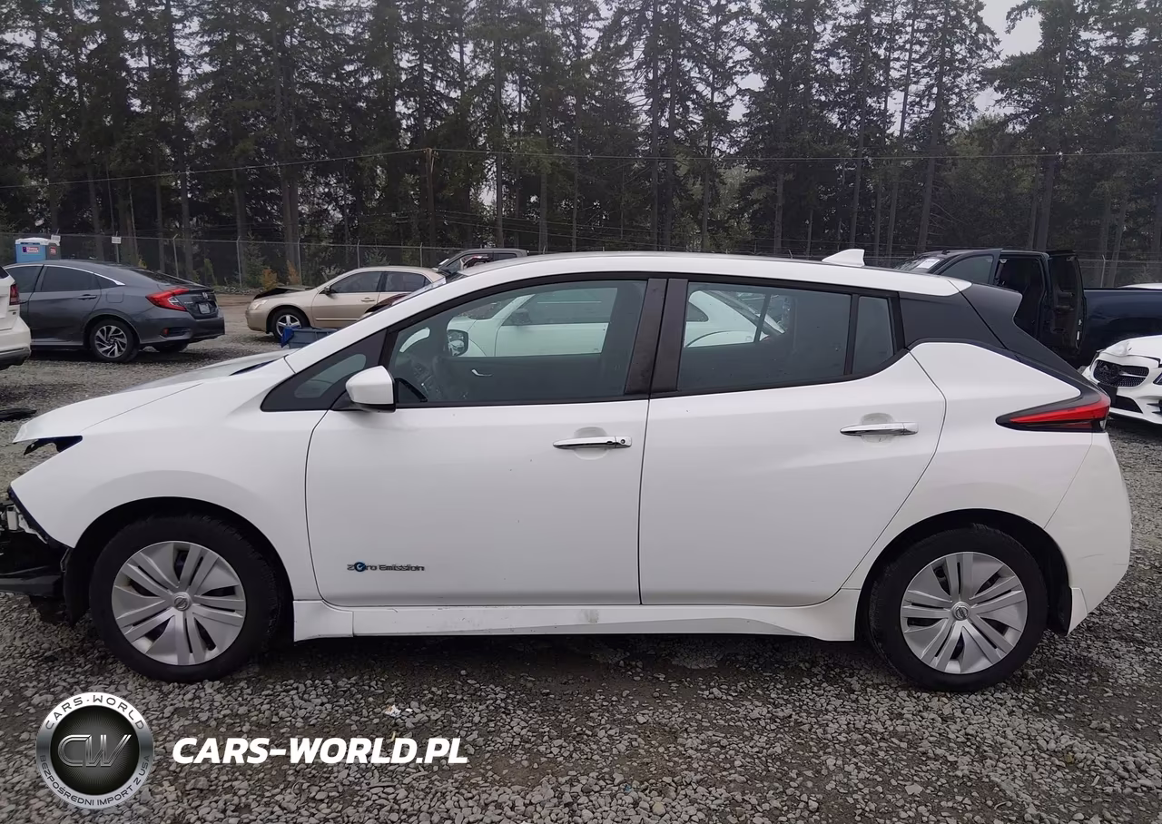 2018 Nissan Leaf S VIN:1N4AZ1CP2JC306826 - 15