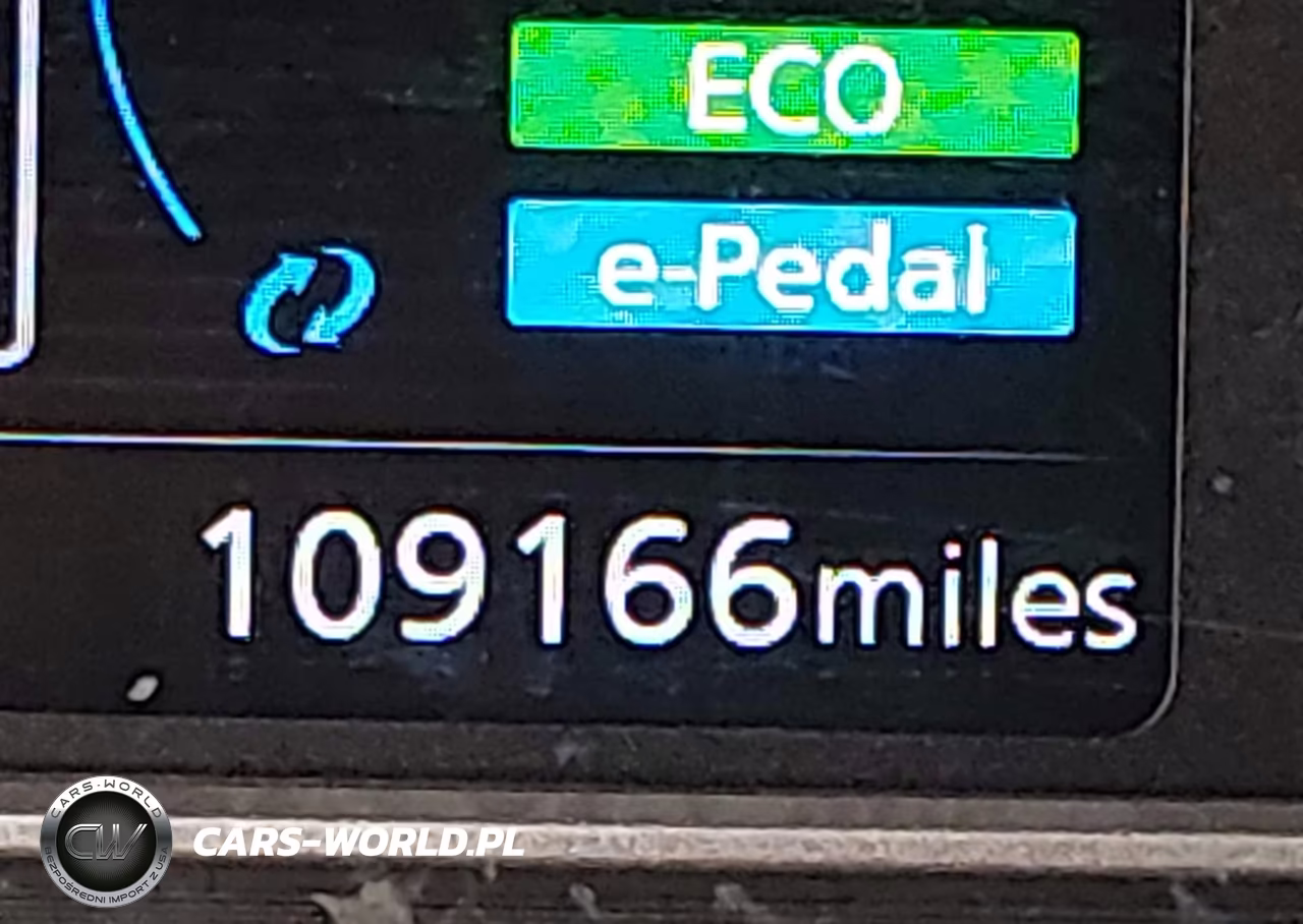 2018 Nissan Leaf S VIN:1N4AZ1CP2JC306826 - 16