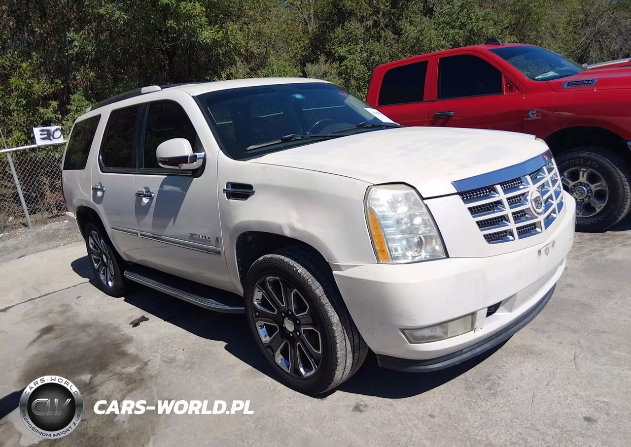 2008 Cadillac Escalade Standard VIN:1GYEC63858R204778 - 1