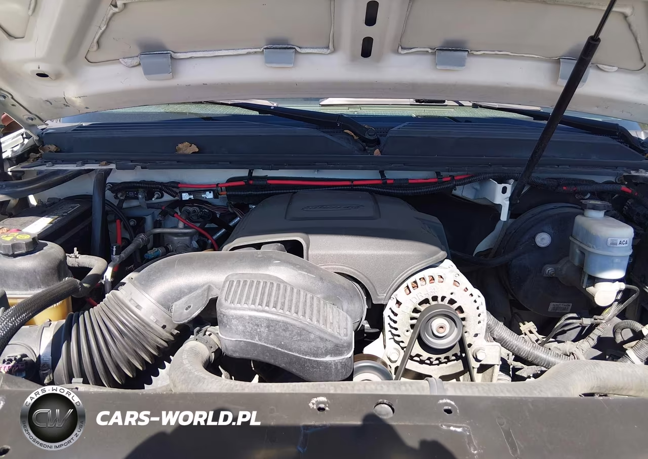 2008 Cadillac Escalade Standard VIN:1GYEC63858R204778 - 10