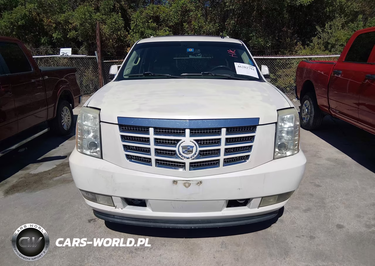 2008 Cadillac Escalade Standard VIN:1GYEC63858R204778 - 12