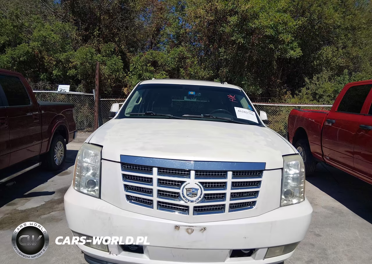 2008 Cadillac Escalade Standard VIN:1GYEC63858R204778 - 6