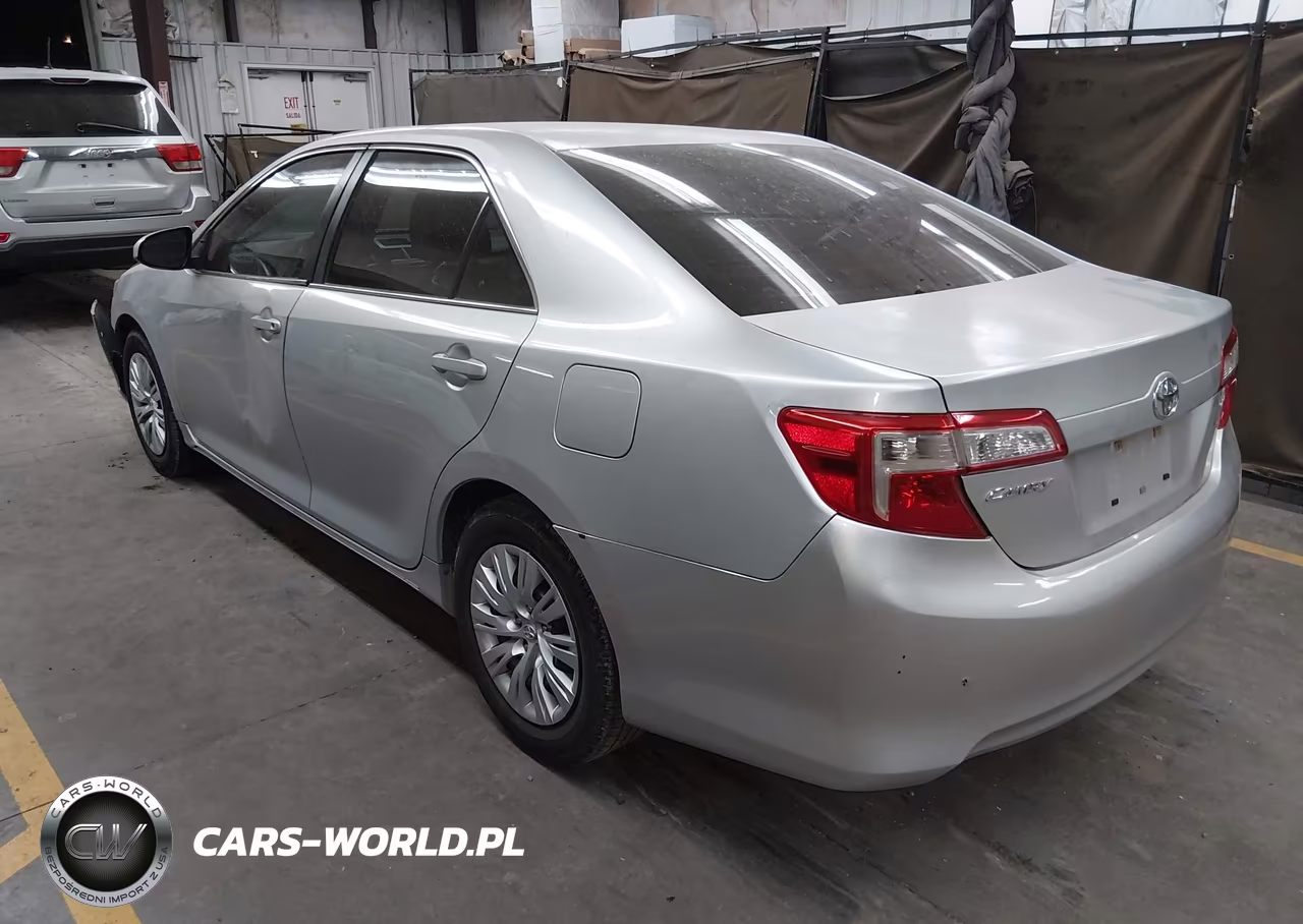 2013 Toyota Camry Le VIN:4T1BF1FK6DU237334 - 3