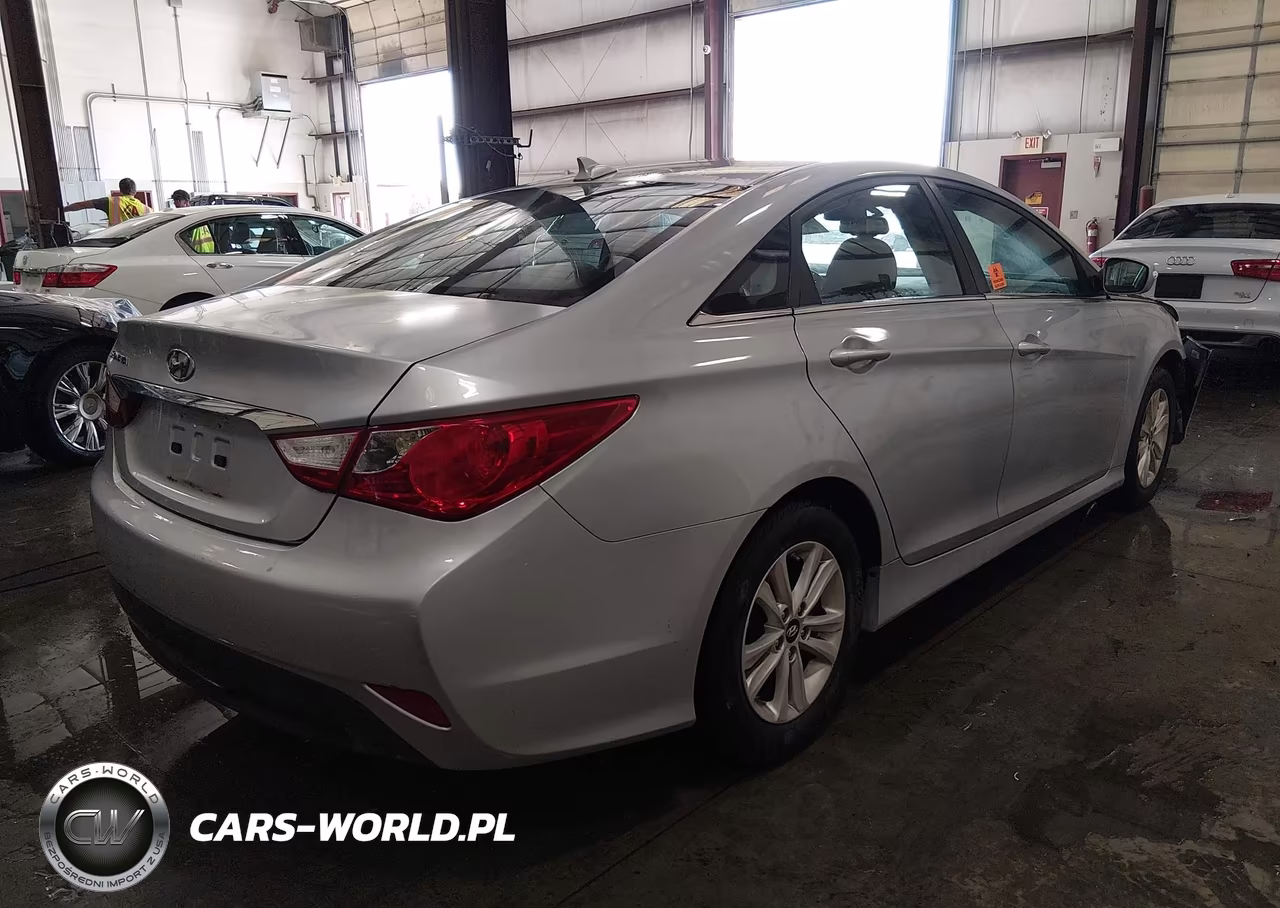 2014 Hyundai Sonata Gls VIN:5NPEB4AC9EH935480 - 4