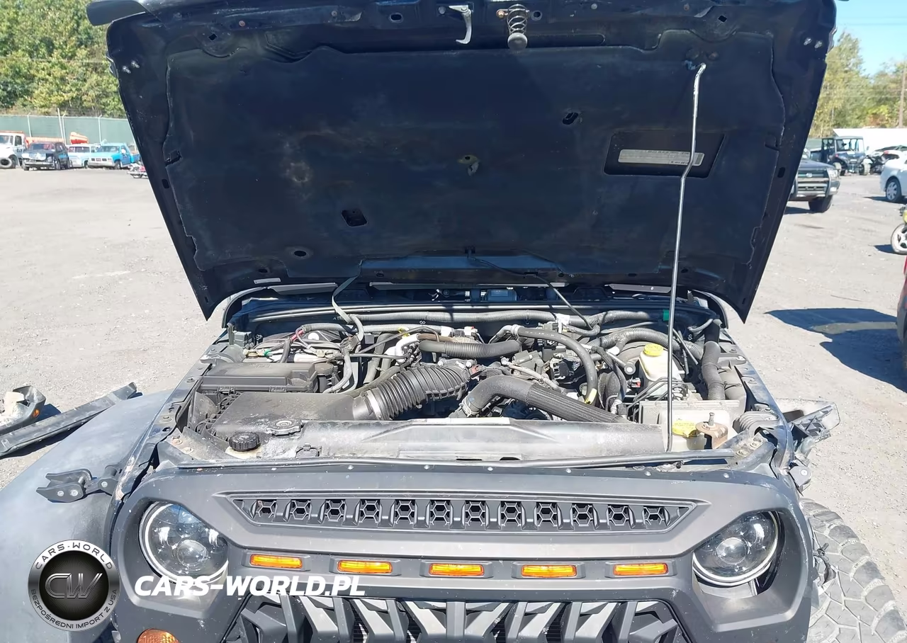 2008 Jeep Wrangler Unlimited Rubicon VIN:1J8GA69158L625832 - 10