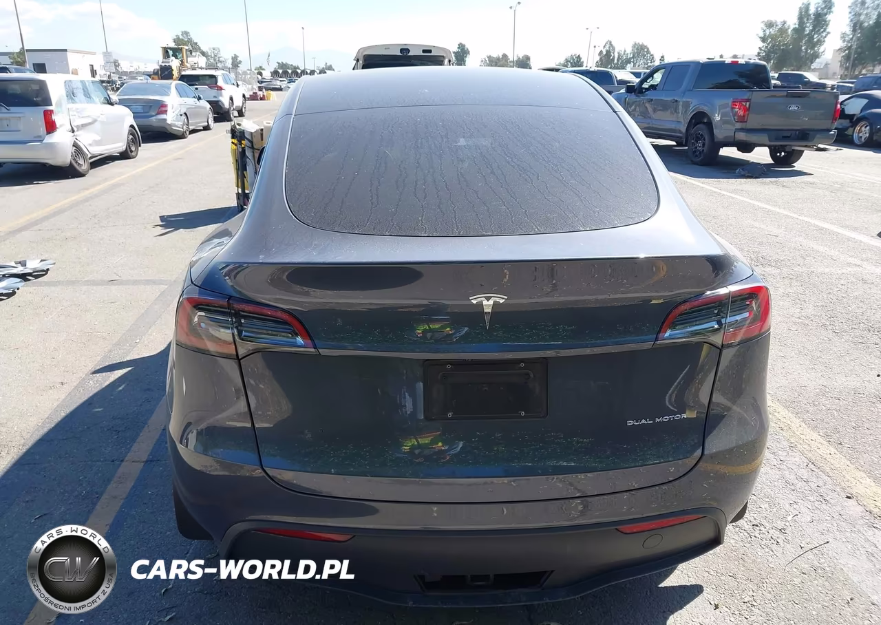 2023 Tesla Model Y Awd-Long Range Dual Motor All-Wheel Drive VIN:7SAYGDEE1PA160457 - 17