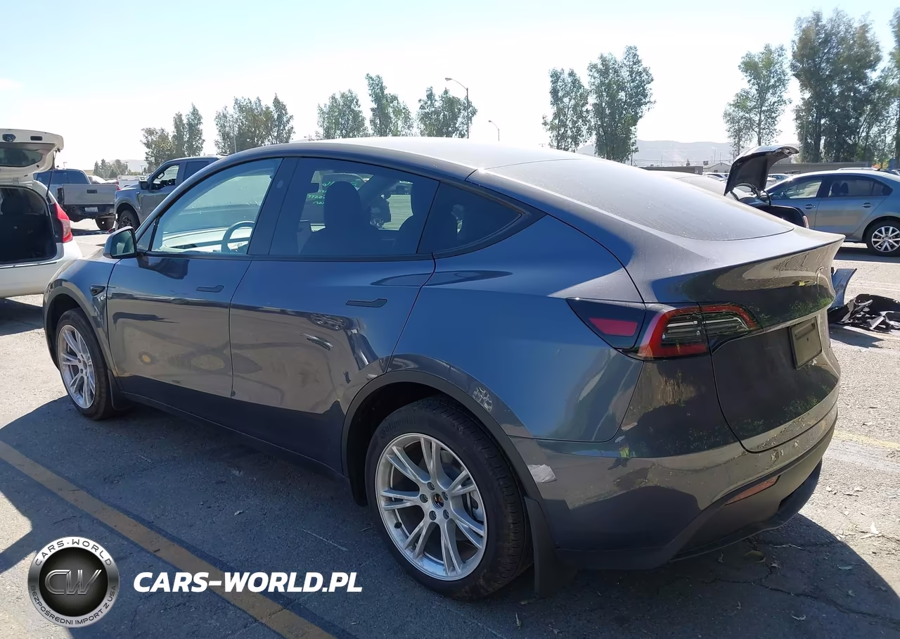 2023 Tesla Model Y Awd-Long Range Dual Motor All-Wheel Drive VIN:7SAYGDEE1PA160457 - 3