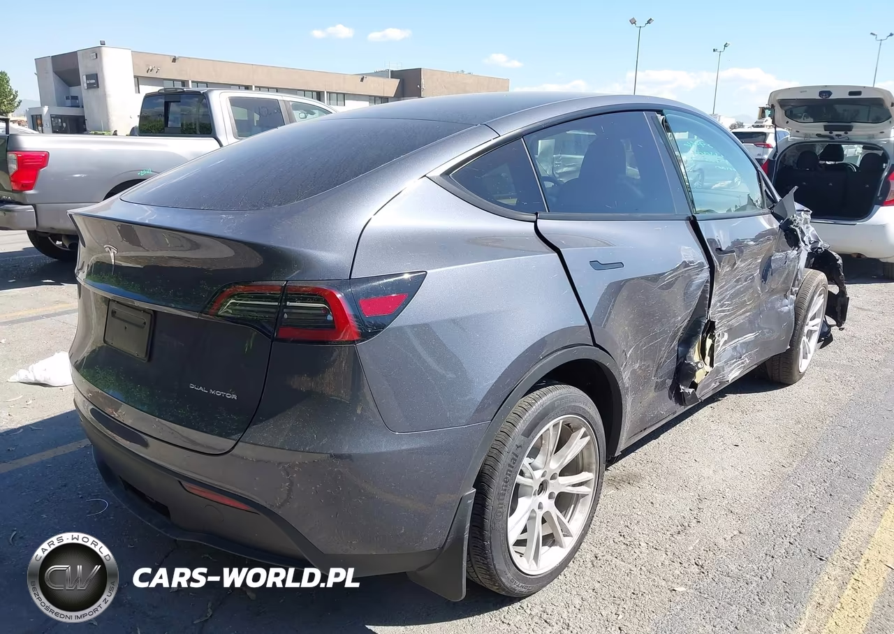2023 Tesla Model Y Awd-Long Range Dual Motor All-Wheel Drive VIN:7SAYGDEE1PA160457 - 4