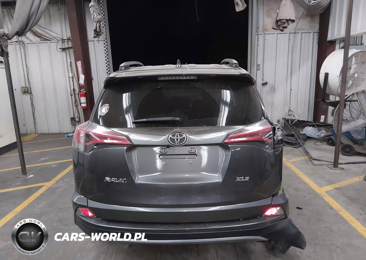 2018 Toyota Rav4 Xle VIN:JTMWFREV5JJ186194 - 15