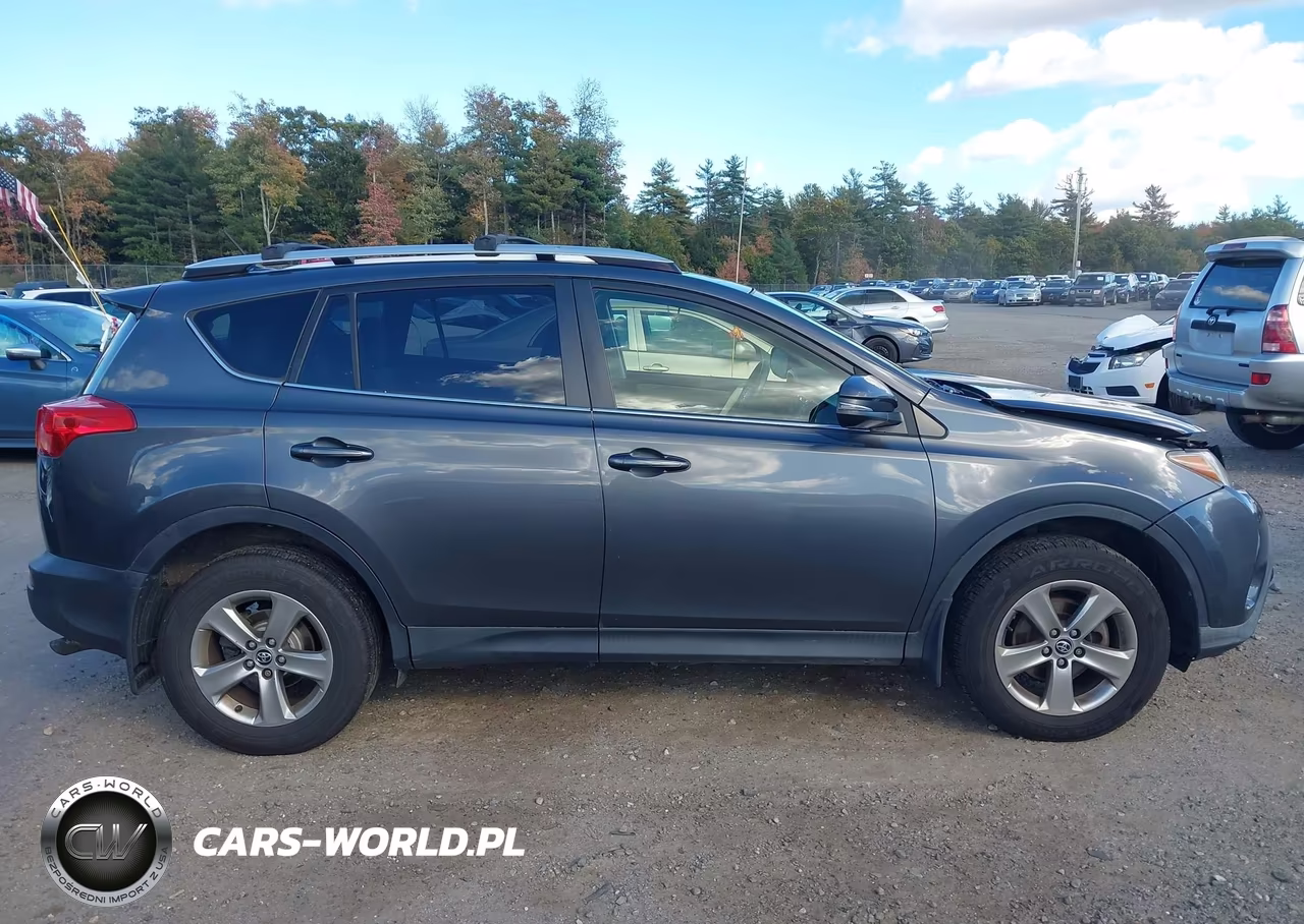 2015 Toyota Rav4 Xle VIN:JTMRFREV4FD164951 - 13