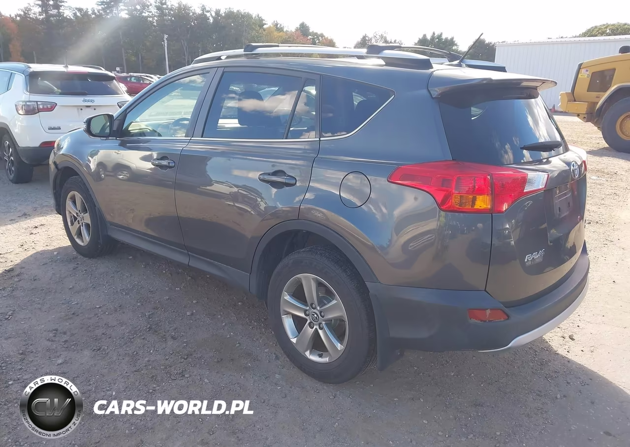 2015 Toyota Rav4 Xle VIN:JTMRFREV4FD164951 - 3