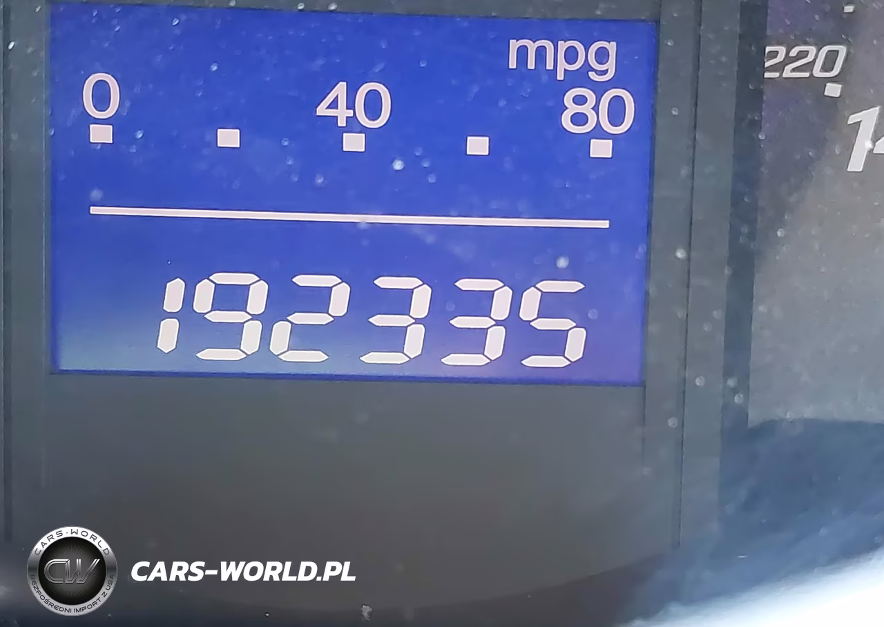 2012 Honda Fit Sport VIN:JHMGE8H65CC007731 - 15