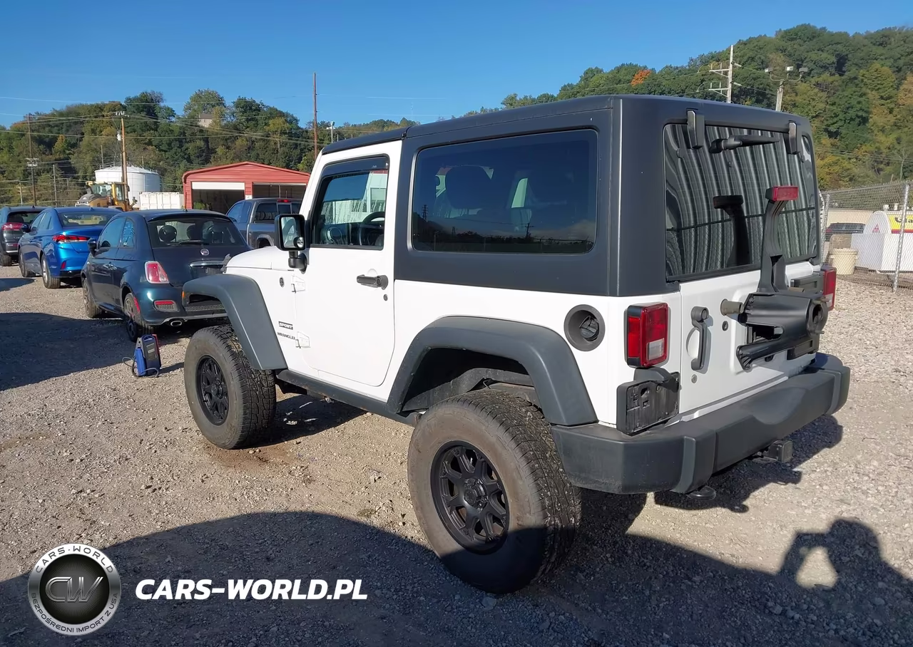 2013 Jeep Wrangler Sport VIN:1C4AJWAGXDL667789 - 3