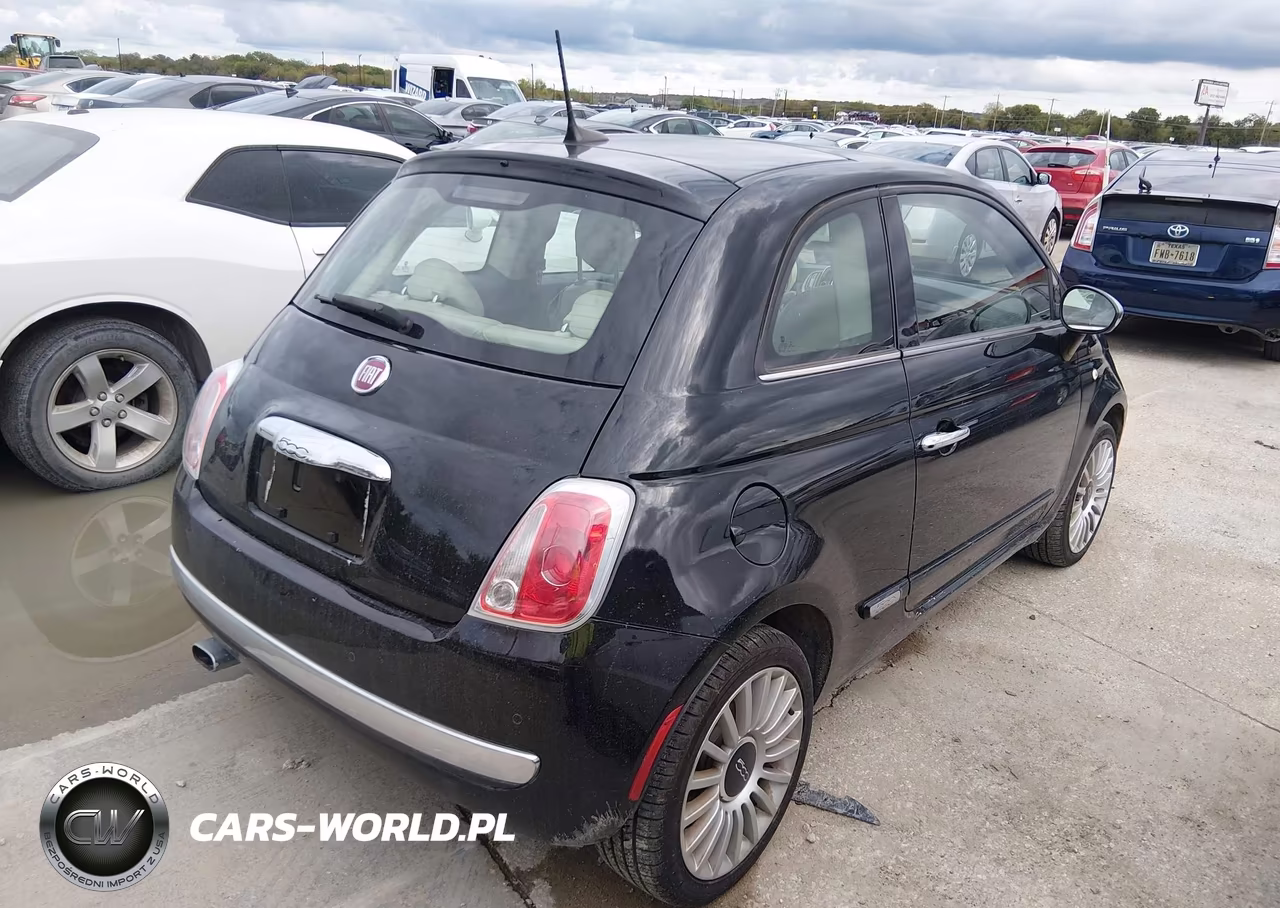 2017 Fiat 500 Lounge VIN:3C3CFFCR8HT594266 - 4