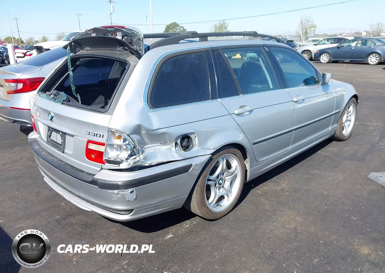 2003 BMW 325It VIN:WBAEN33463PC11335 - 4