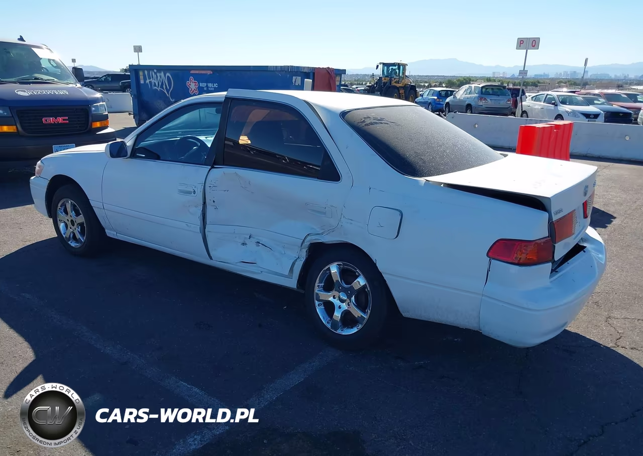 2000 Toyota Camry Ce VIN:4T1BG22K9YU940957 - 3