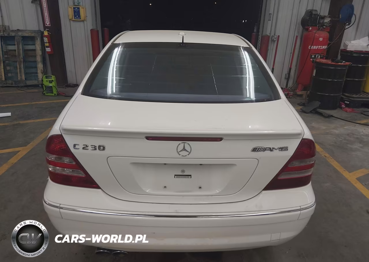 2007 Mercedes-Benz C 230 Sport VIN:WDBRF52H77F933423 - 16