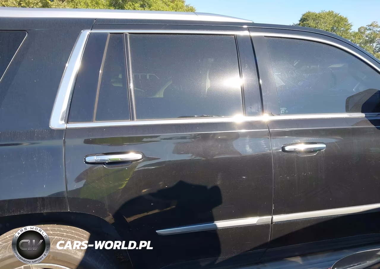 2015 Cadillac Escalade Luxury VIN:1GYS3MKJ4FR549390 - 13