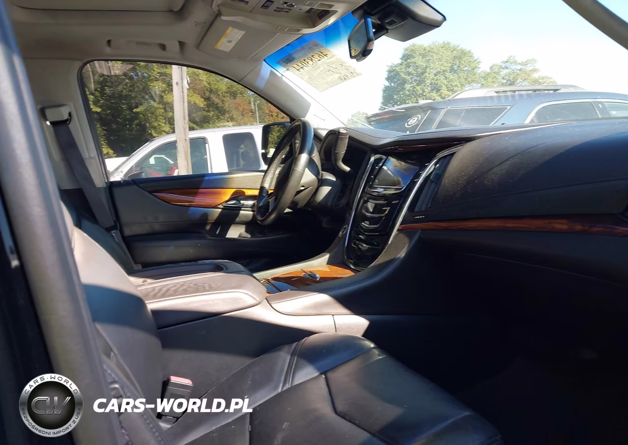 2015 Cadillac Escalade Luxury VIN:1GYS3MKJ4FR549390 - 5