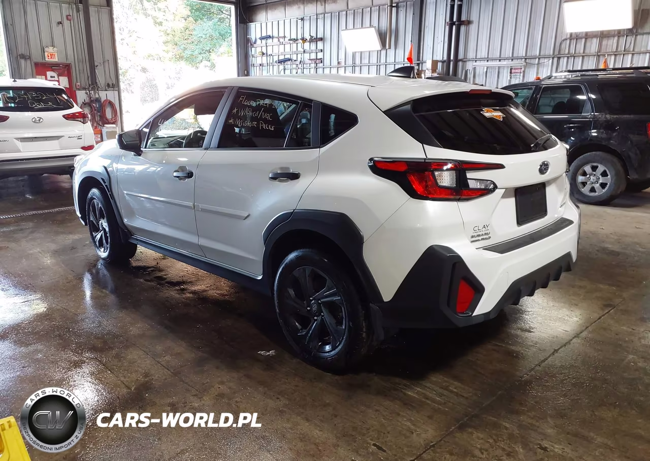 2024 Subaru Crosstrek VIN:JF2GUABC7RH374637 - 3