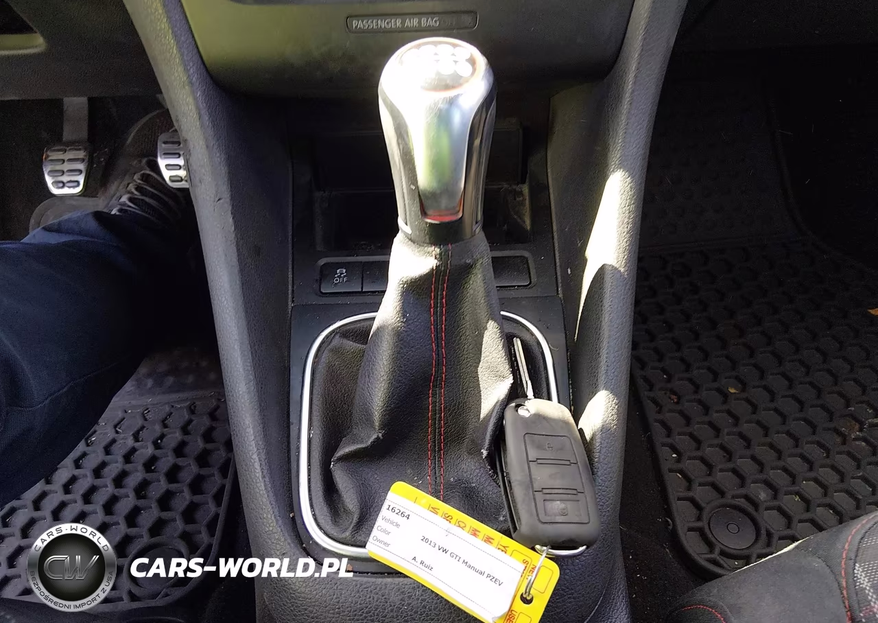 2013 Volkswagen Gti 4-Door VIN:WVWGD7AJ8DW094313 - 11