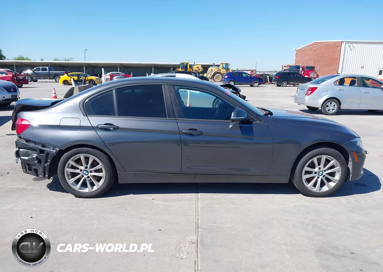 2018 BMW 320I VIN:WBA8E1G57JNU90661 - 13