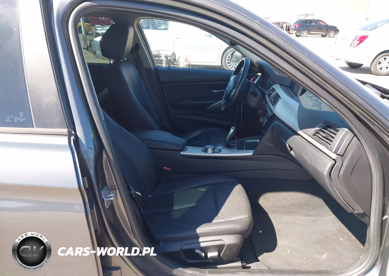 2018 BMW 320I VIN:WBA8E1G57JNU90661 - 5