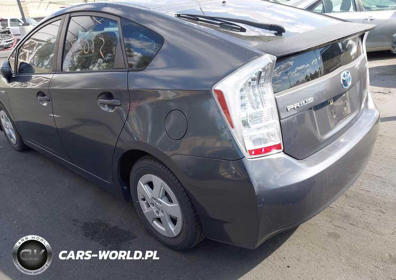 2011 Toyota Prius Two VIN:JTDKN3DU0B1364649 - 18