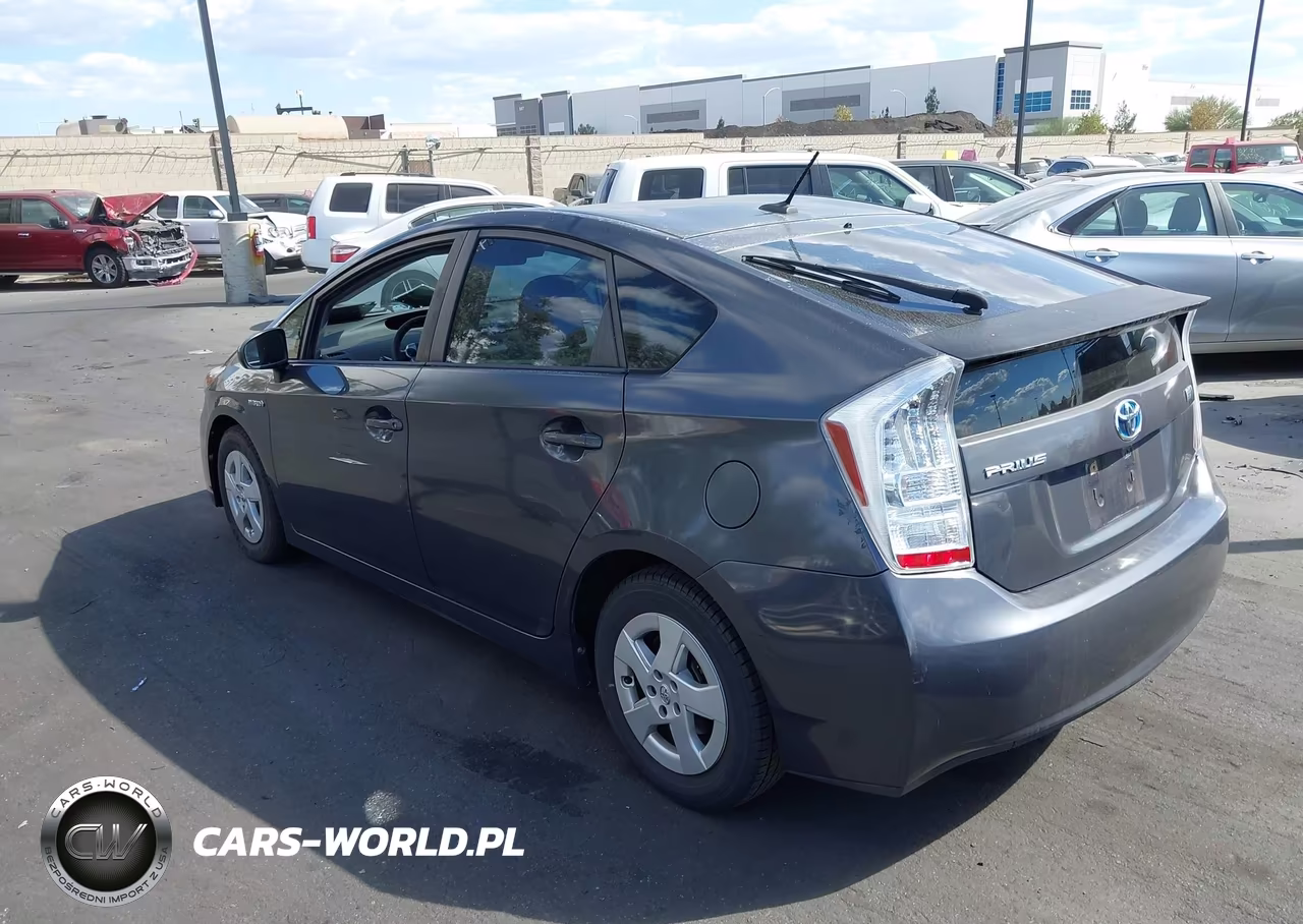 2011 Toyota Prius Two VIN:JTDKN3DU0B1364649 - 3