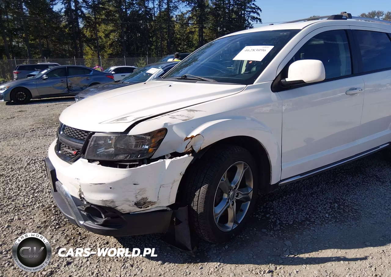 2017 Dodge Journey Crossroad Plus VIN:3C4PDCGG4HT626365 - 6