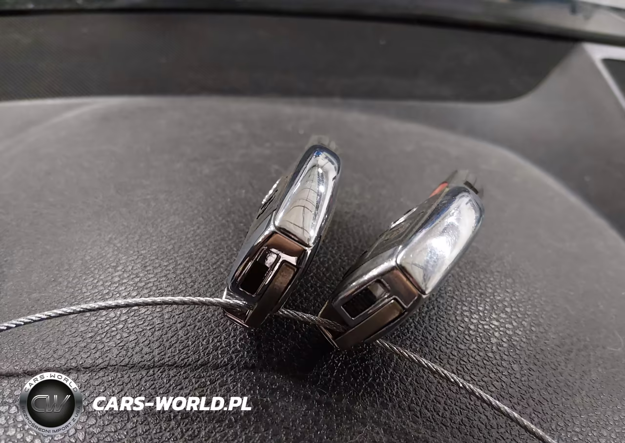 MERCEDES-BENZ C 300 VIN:WDDGF5EB5AR093735 - 11