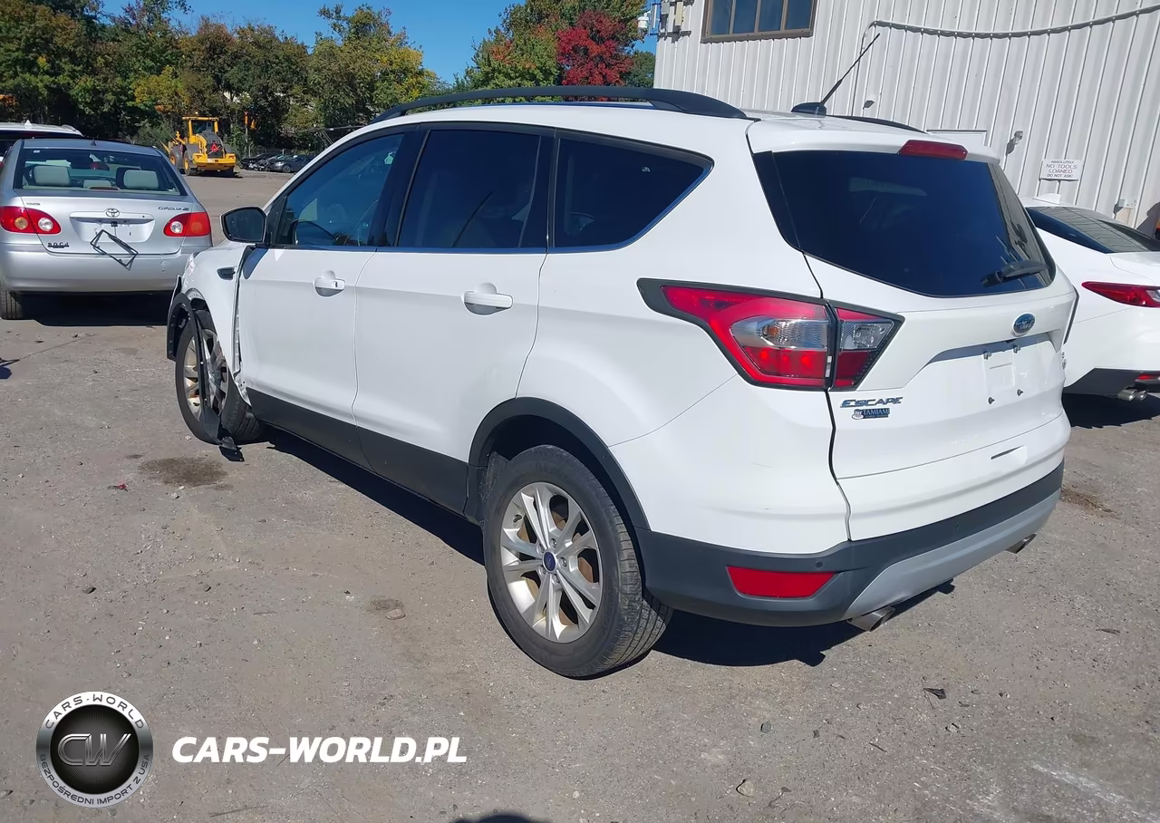 2017 Ford Escape Se VIN:1FMCU0G92HUA25830 - 3