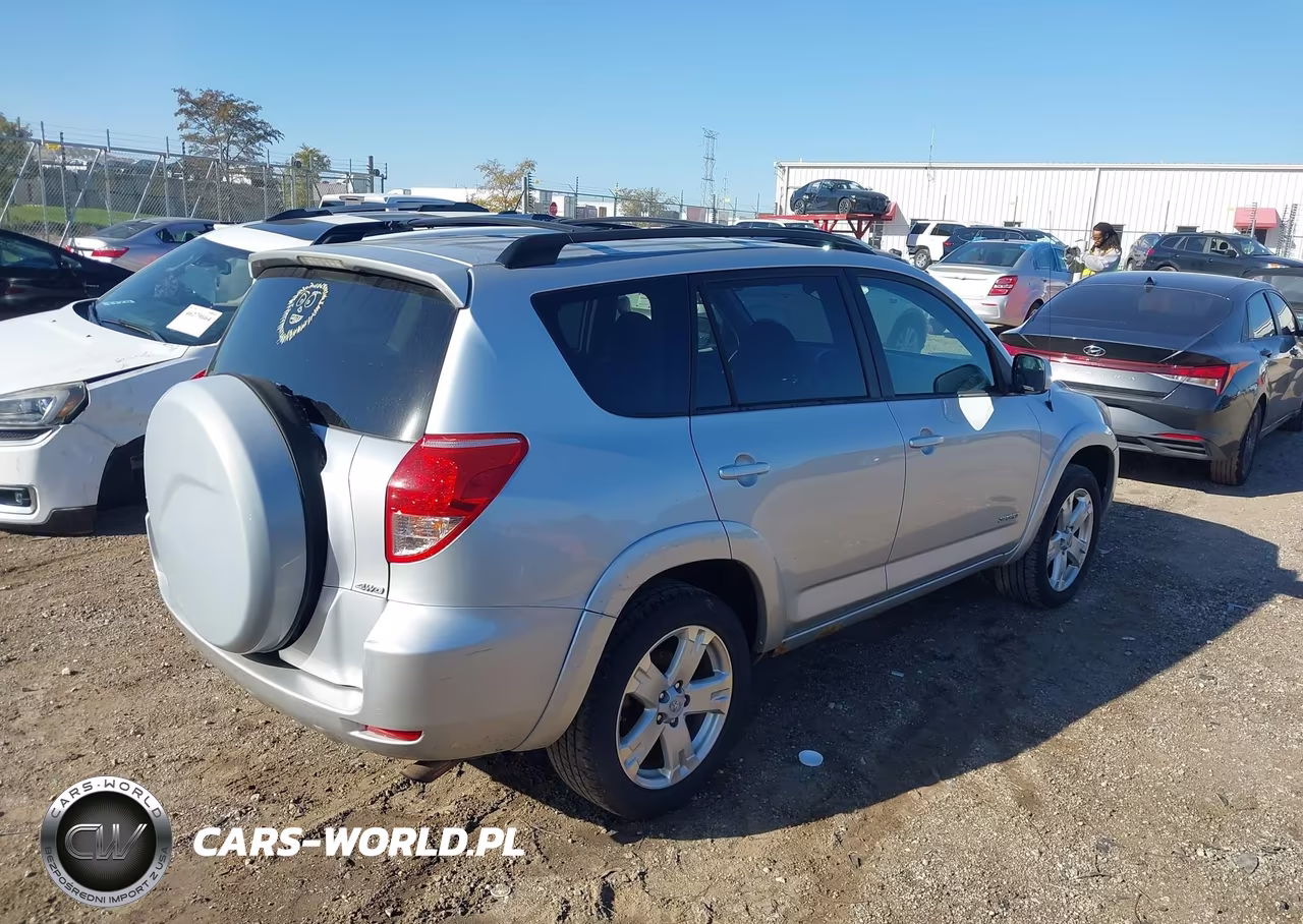 2007 Toyota Rav4 Sport VIN:JTMBD32V475107119 - 4