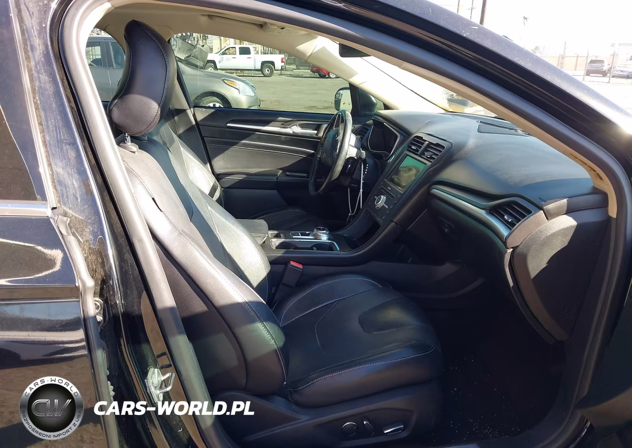 2017 Ford Fusion Titanium VIN:3FA6P0K92HR299610 - 5