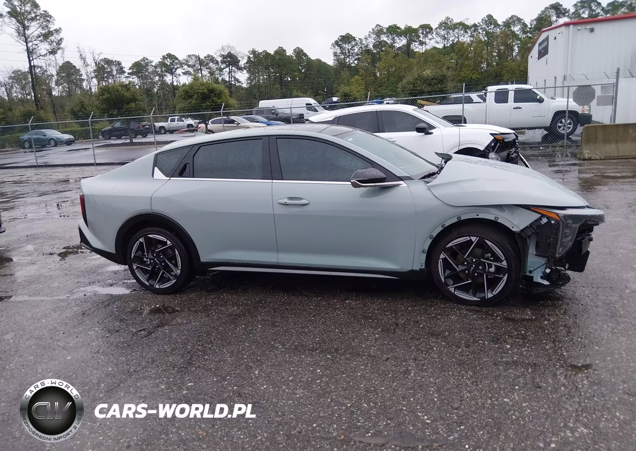 2026 Kia K4 Gt-Line VIN:3KPFW4DE4TE333254 - 13